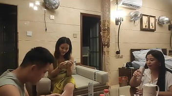 Cô Gái Trung Hoa Cực Phong Cách, Trẻ Trung Quyến Rũ