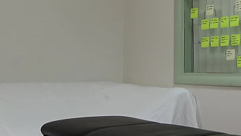 Cô Nàng Maverick Bị Trói Chặt Và Bỏ Mặc Trong Trò Chơi Bdsm