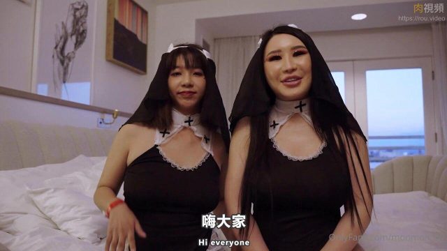 Khiêu Gợi Với Nữ Tu Người Mỹ Trong Trang Phục Quyến Rũ Cùng Ngô Mộng Mộng