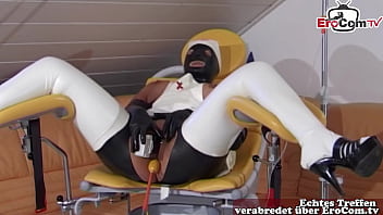 Nữ Hoàng Bdsm Đức Cuồng Nhiệt Tại Buổi Gặp Gỡ Tình Dục Với Fan Hâm Mộ
