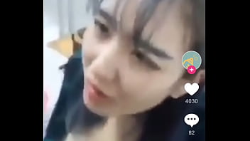 Em Gái Nóng Bỏng Quyến Rũ